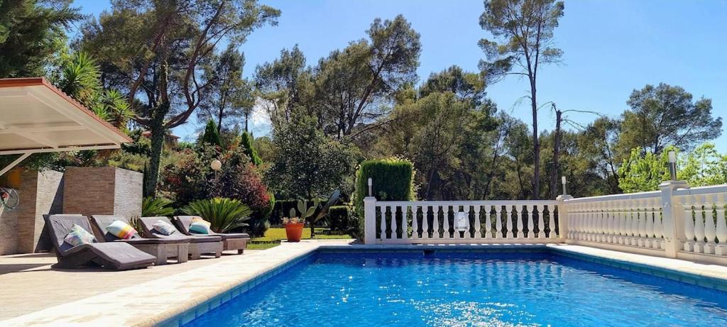 Wonderful Villa, Heated Pool, Near Beautiful Town Alboy Exterior photo
